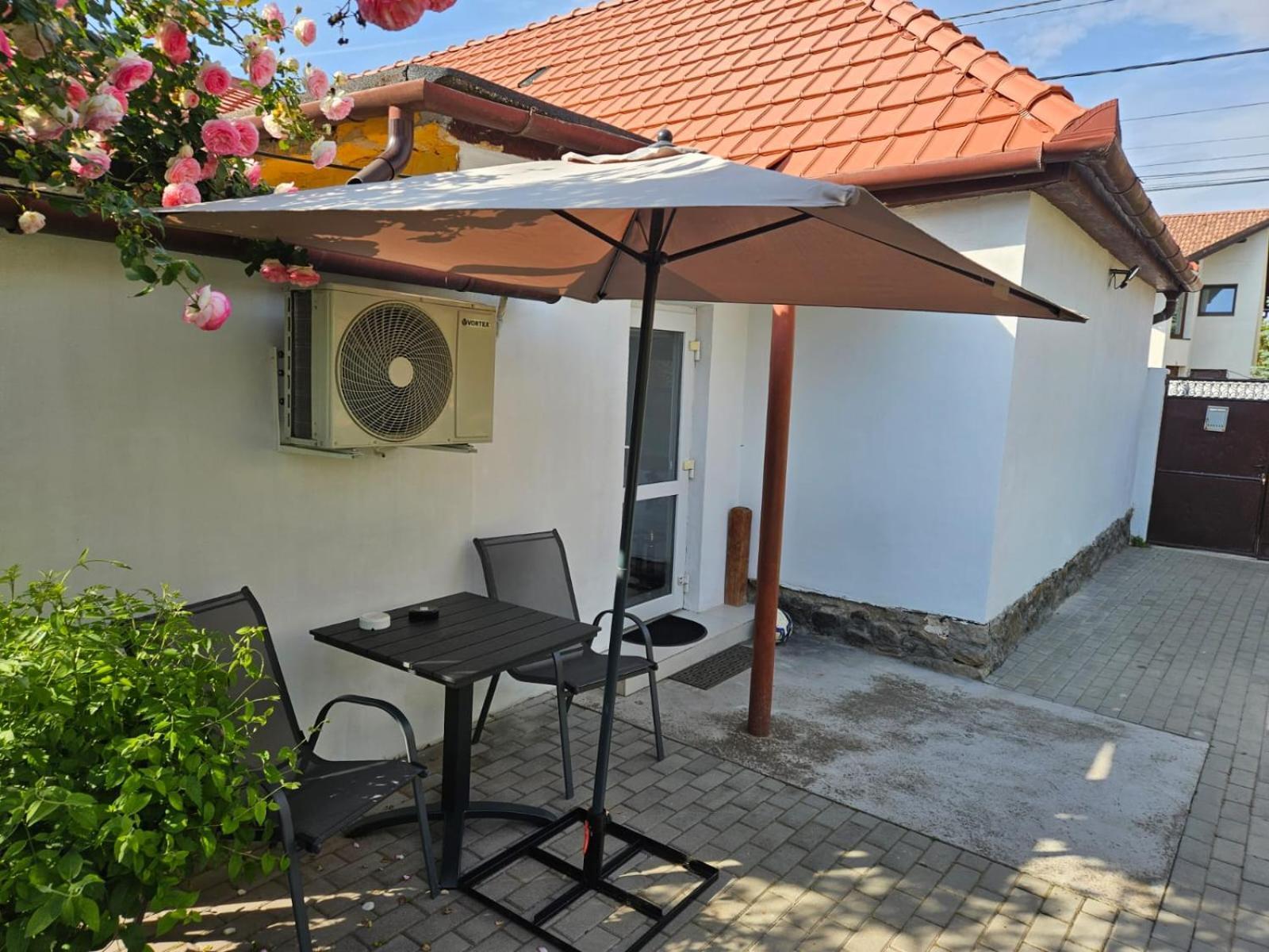 Seventeen -Apartament La Casa Arad Exterior foto